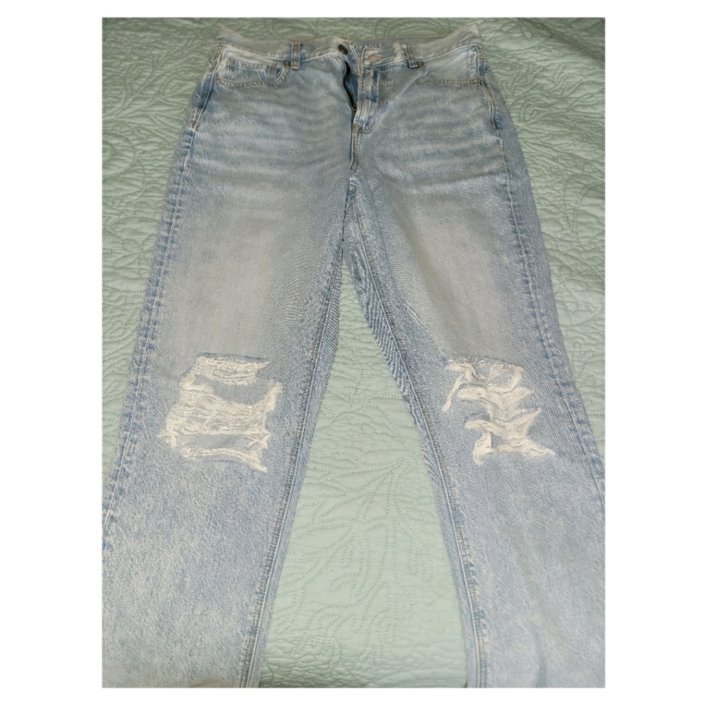 American Eagle Mom Jeans